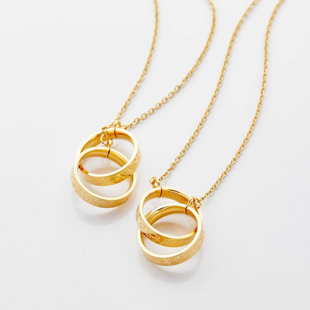 Ayatul Kursi Double Ring Necklace Gold Plated - Flat Lay Detail Close-Up | CIGAONI

