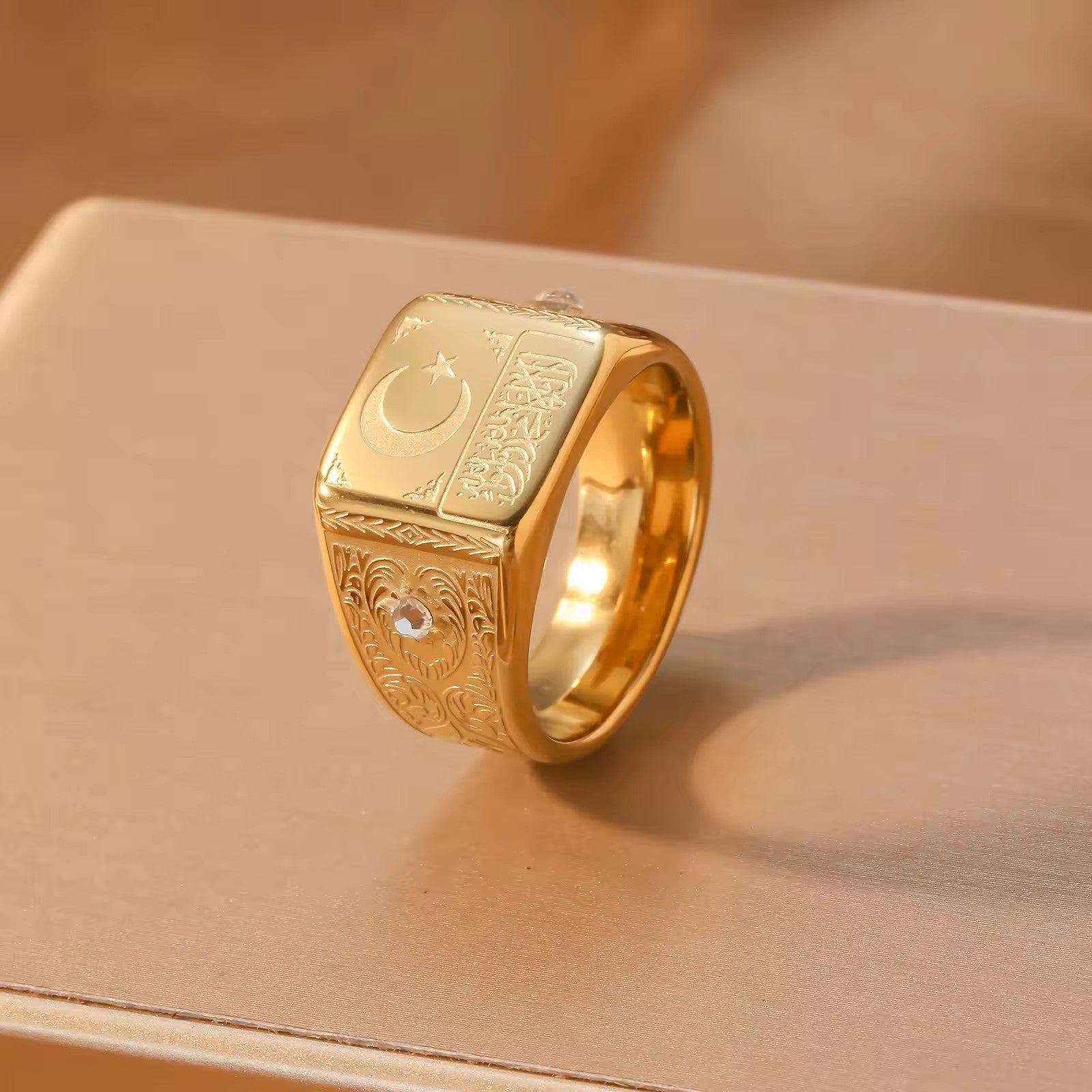 CIGAONI Sovereign Faith | Shahada & Star Crescent Signet Ring - Premium 18K Gold Plated Islamic Jewelry - Masculine Spiritual Emblem