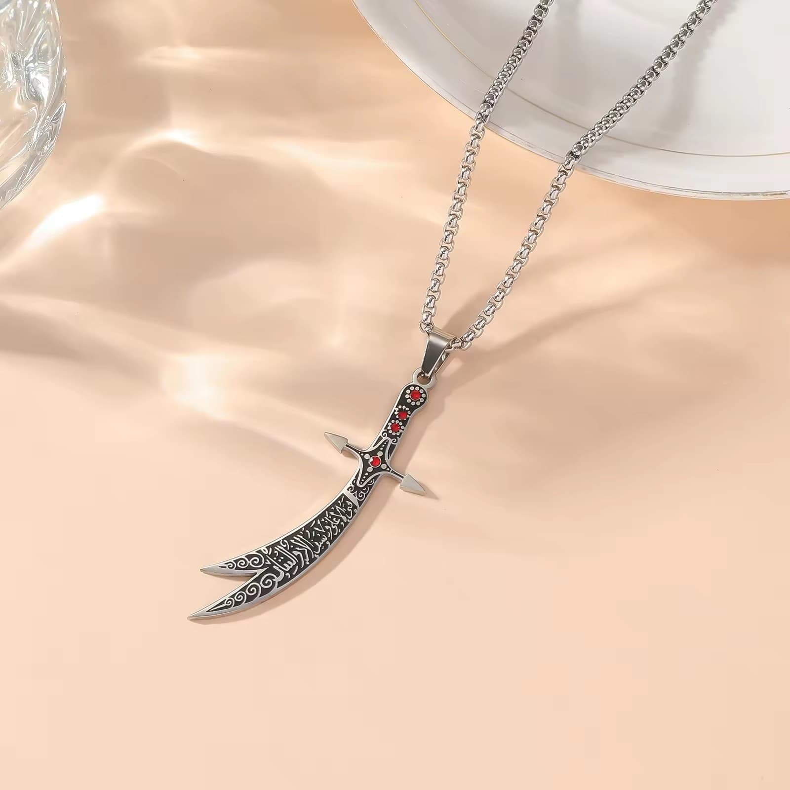 CIGAONI Sword of Valor | Zulfiqar Arabic Calligraphy Necklace - Sword of Justice Spiritual Jewelry - Masculine Faith Pendant in Gold & Silver