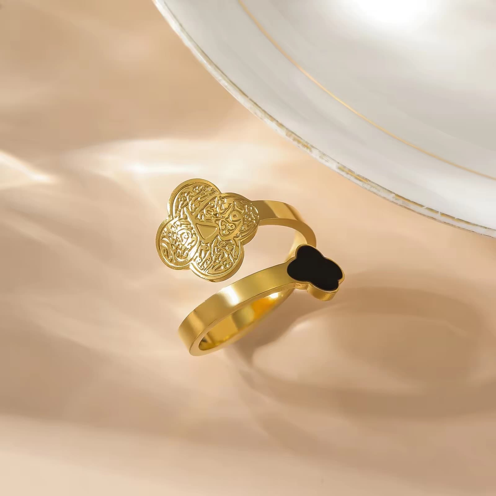Gold Shukr Wrap Ring – Arabic Calligraphy Gratitude Virtue Ring | CIGAONI