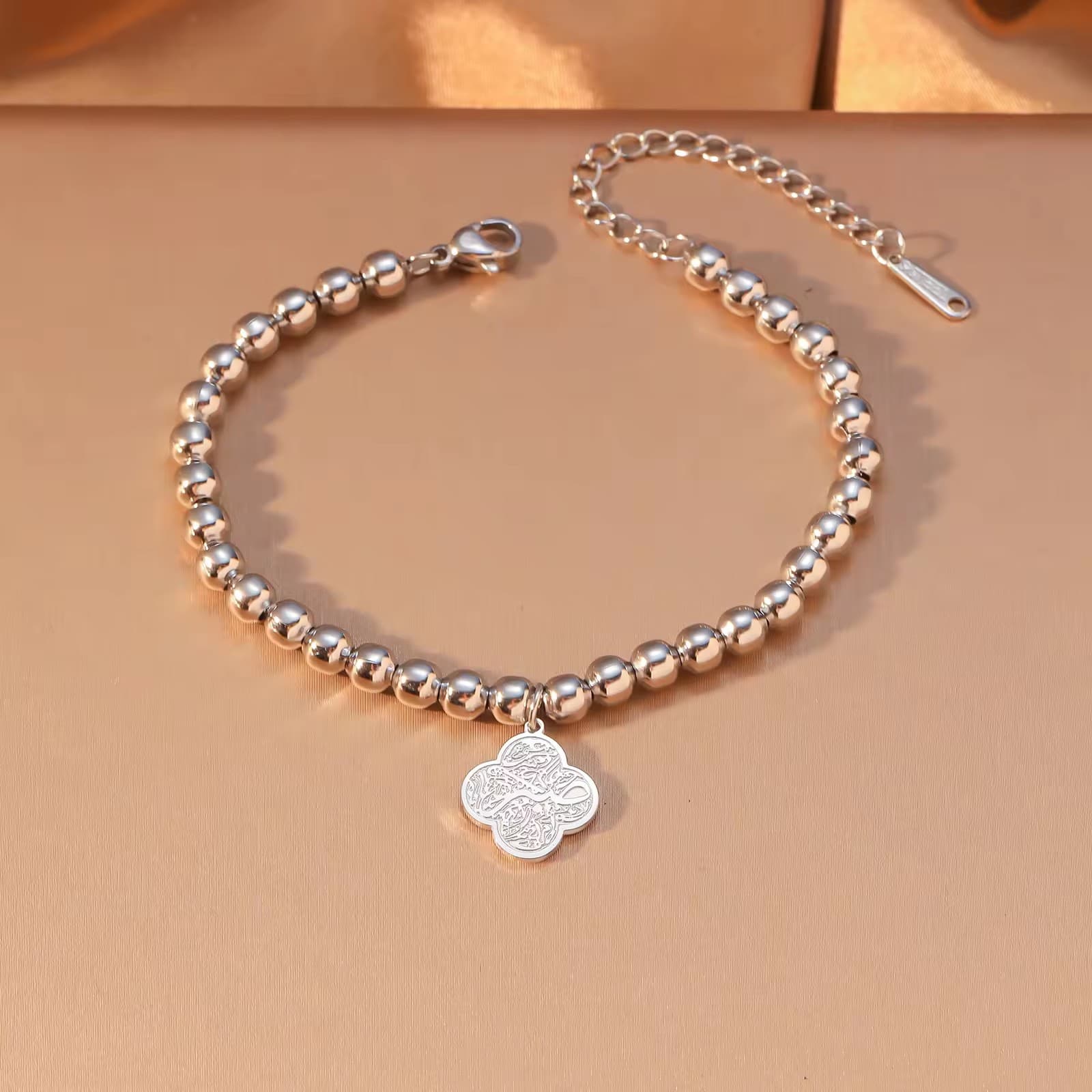 CIGAONI Clover of Virtue | Tawakkul, Shukr & Sabr Arabic Calligraphy Charm Bracelet - 18K Gold & Silver Beaded Jewelry - Trust, Gratitude & Patience Spiritual Anchor