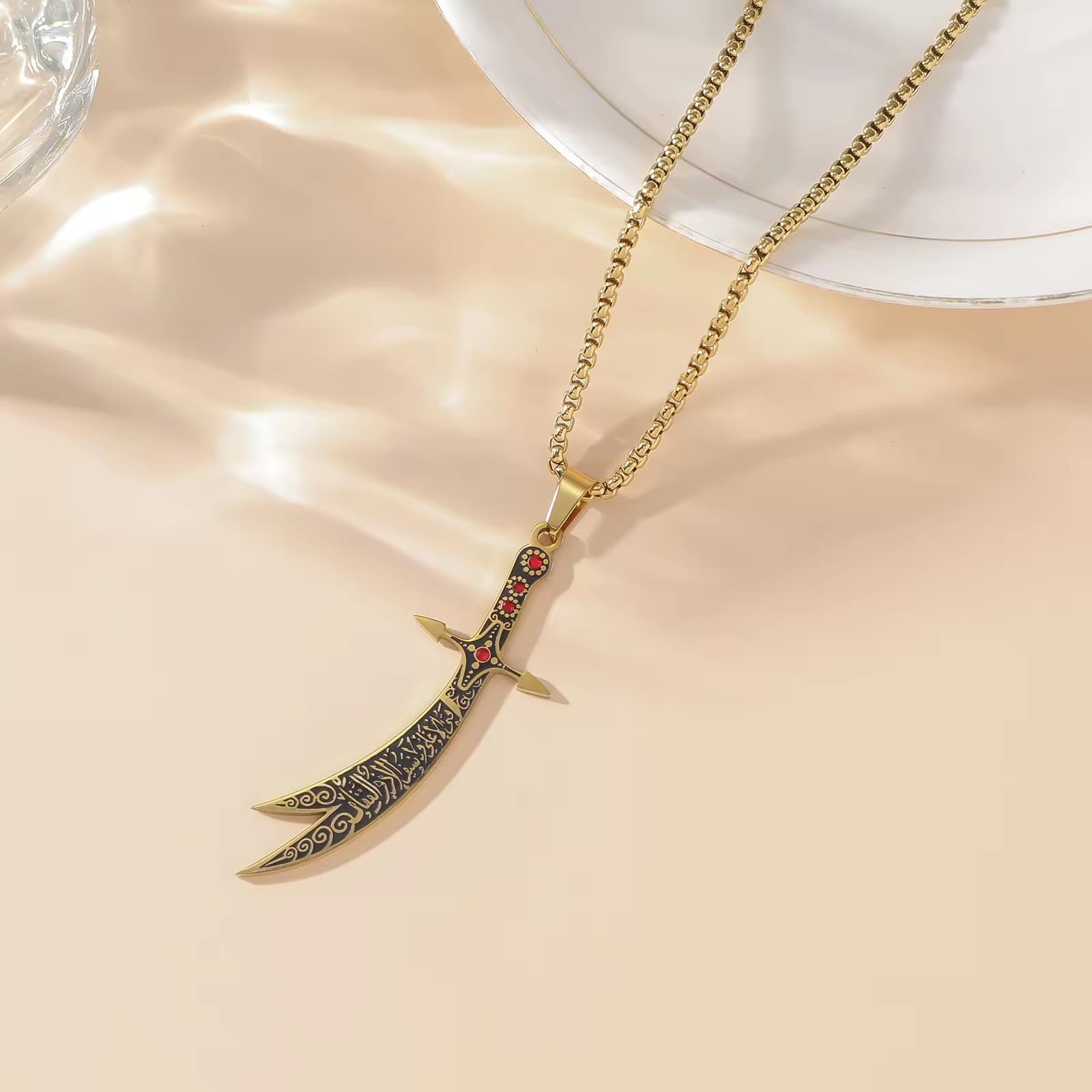 CIGAONI Sword of Valor | Zulfiqar Arabic Calligraphy Necklace - Sword of Justice Spiritual Jewelry - Masculine Faith Pendant in Gold & Silver