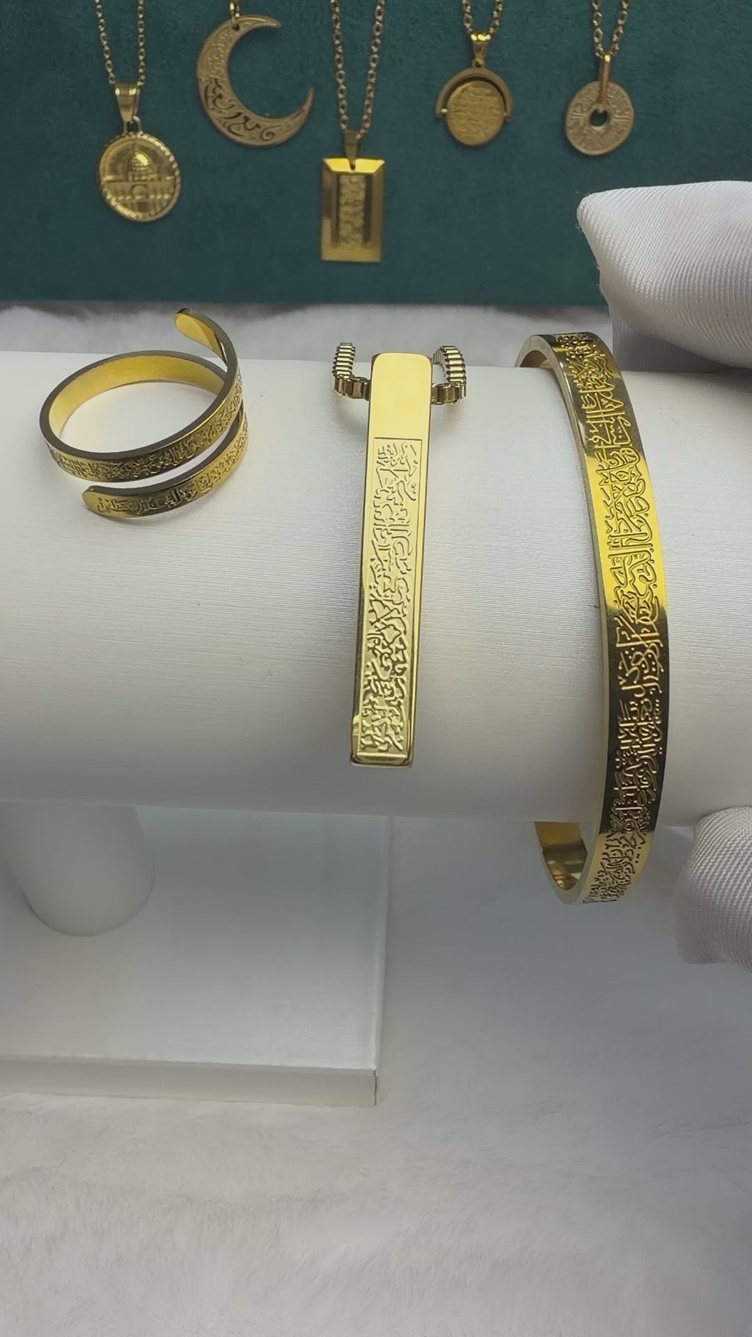 CIGAONI Sacred Trinity Ayatul Kursi jewelry set lifestyle video - gold plated bangle and necklace
